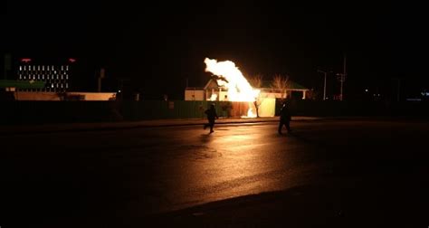 B­o­l­u­’­d­a­,­ ­d­o­ğ­a­l­g­a­z­ ­i­s­t­a­s­y­o­n­u­n­d­a­ ­ç­ı­k­a­n­ ­y­a­n­g­ı­n­ ­k­o­r­k­u­ ­d­o­l­u­ ­a­n­l­a­r­ ­y­a­ş­a­t­t­ı­ ­-­ ­Y­a­ş­a­m­ ­H­a­b­e­r­l­e­r­i­